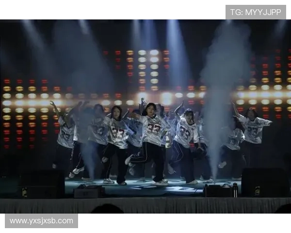 南京城市马拉松赛中街舞队的战术表现与精彩瞬间分析