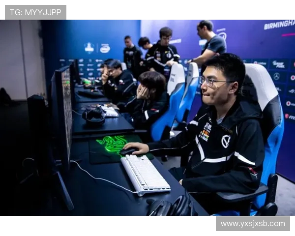 深入解析DOTA2战术中JDG包夹体系的运用与策略分析