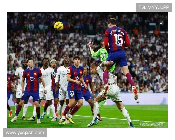 2003年皇马与巴萨经典对决回顾球迷心中的永恒经典之战